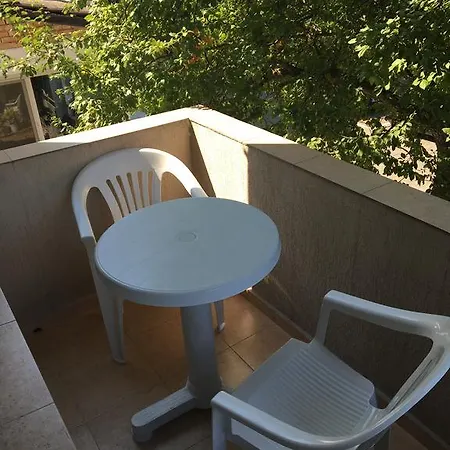 Stoykovi's בית הארחה